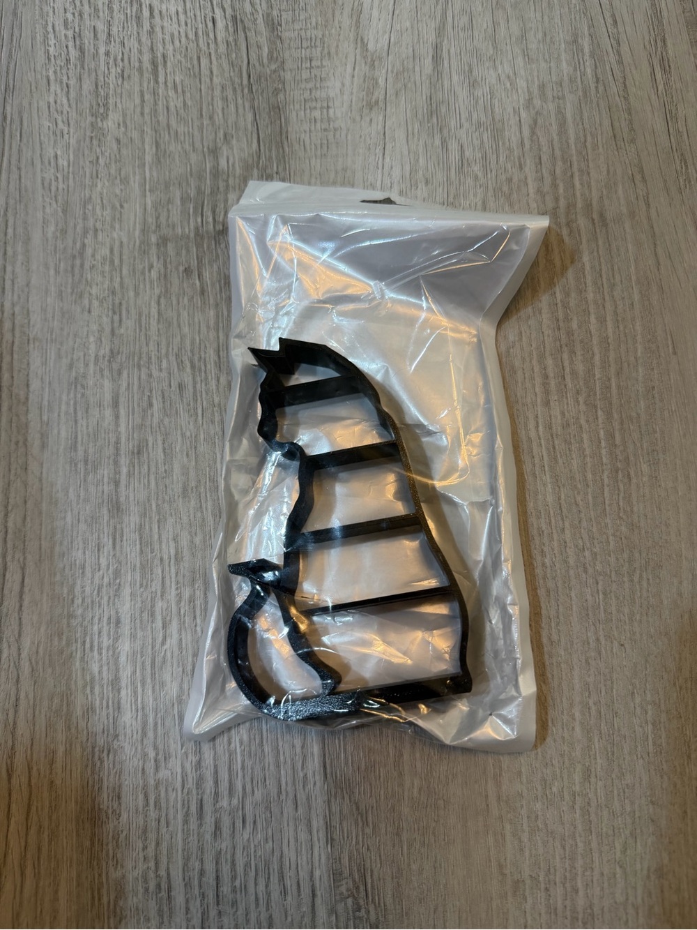 Black Cat-Shaped Rack - Accessories